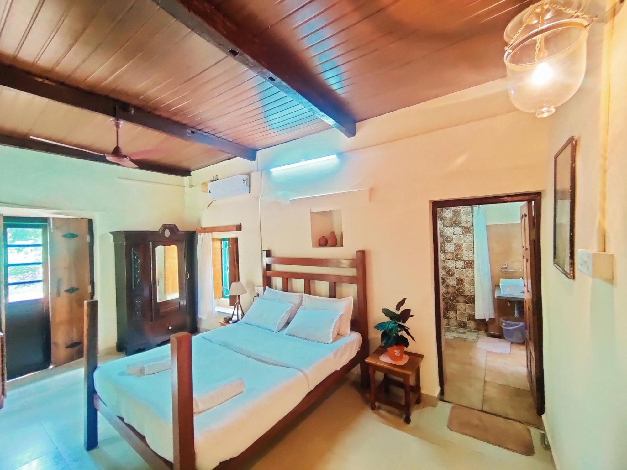 The Bungalow Bogmalo An 1880 Indo Portuguese Heritage Beach Villa South Goa ภายนอก รูปภาพ